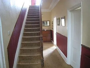 לינה וארוחת בוקר Rockwood House Embsay